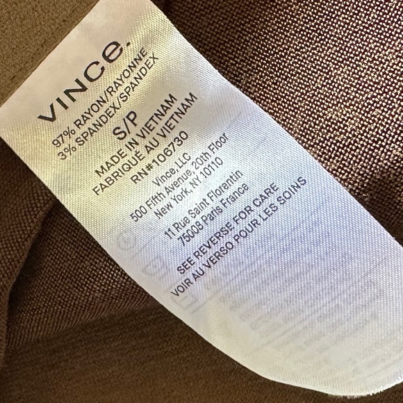 VINCE Gathered Skirt In Vine - Picture 7 of 9